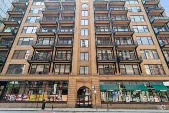 Building Photo - 625 W Jackson Blvd