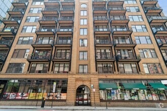 Building Photo - 625 W Jackson Blvd