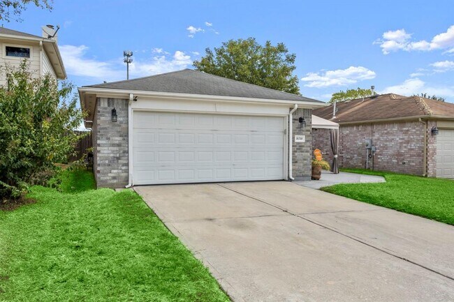 Building Photo - 18310 Westlock St