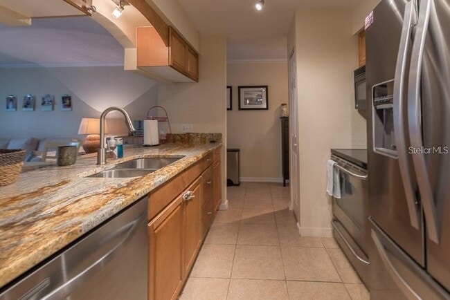 Building Photo - 12293 Sailwinds Dr