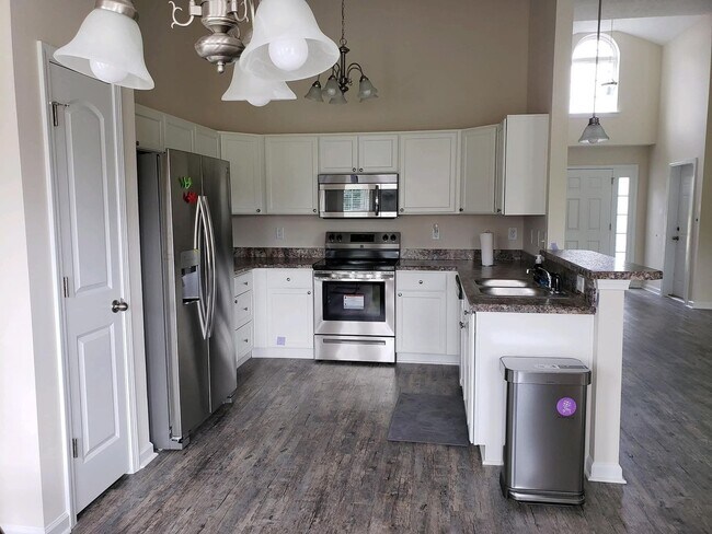 Foto del edificio - Modern 3BR/2BA Home in Longs – 1,350 Sq Ft of Pristine Living Space