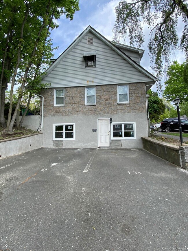 Foto del edificio - 52 S Middletown Rd