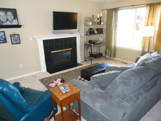Building Photo - 3 bedroom in Lake Stevens WA 98258
