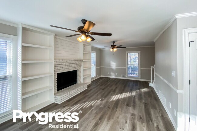 Building Photo - 2 Overbrook Ct