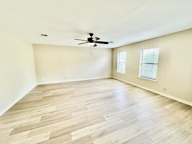 Foto del edificio - 2311 W Willow St