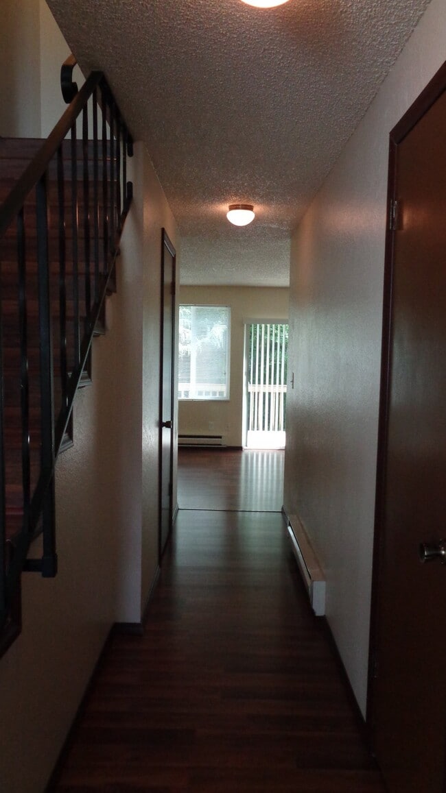 Building Photo - 6609 Cady Rd