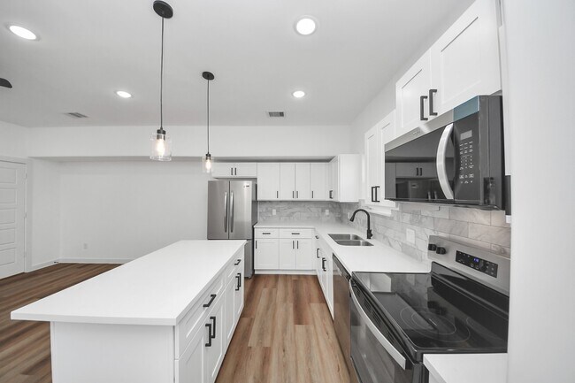 Foto del edificio - 8021 Birmingham St