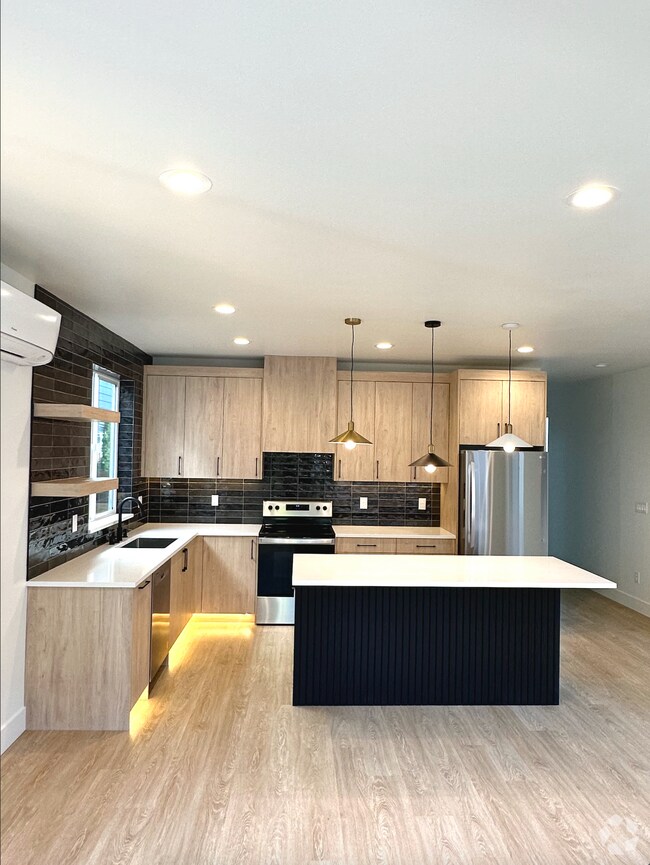 Hough Apartments for Rent with EV Charging Vancouver, WA 1 Rentals