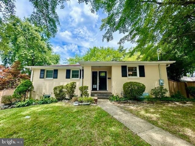Primary Photo - 3833 Denfeld Ave