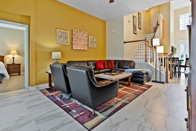 Foto del edificio - 2638 Dinville St