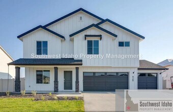Building Photo - 8140 E Sunray Dr