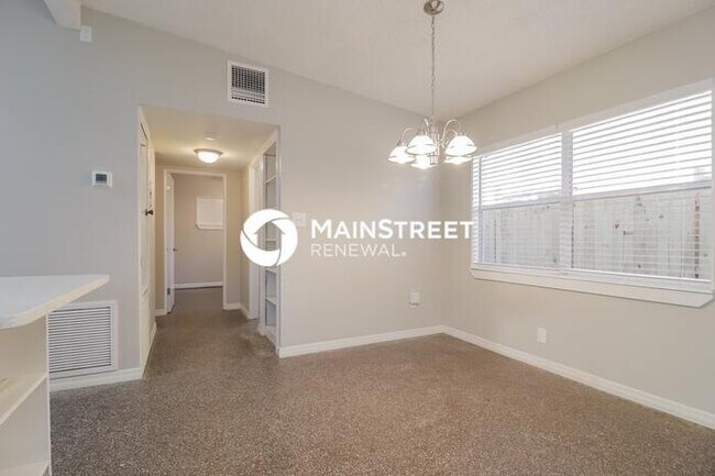 Foto del edificio - 3 Bedroom Pet-Friendly Home in Orlando, FL...