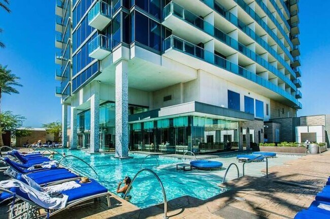 Foto del edificio - Stylish Palms Mountain View Studio 28309