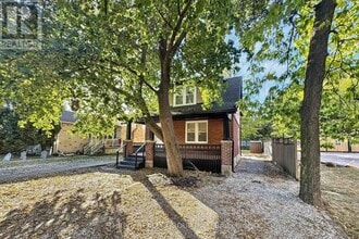 Building Photo - 5 Beechwood Pl