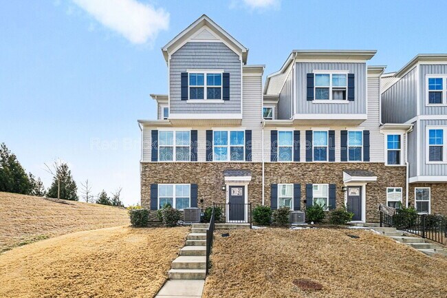 Building Photo - 9777 Oaklawn Blvd NW