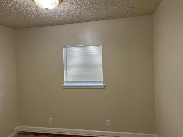 Foto del edificio - 5205 Preston Trail