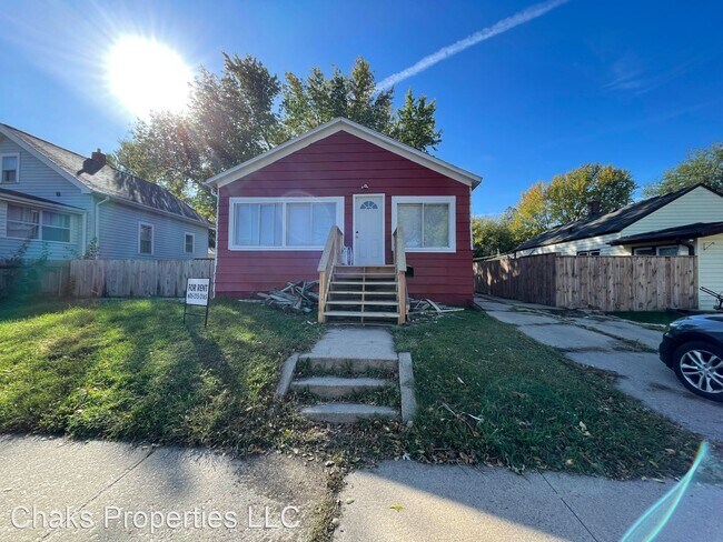 Foto del edificio - 3 br, 1 bath House - 1413 E 5th St