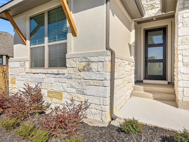 Foto del edificio - 145 Bald Eagle Ln