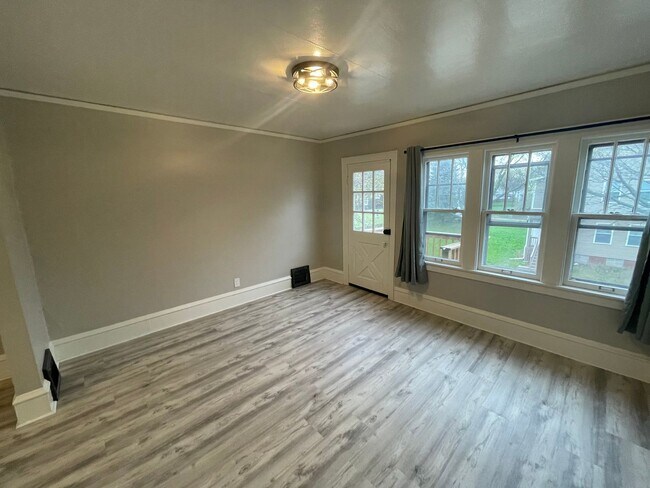 Foto del edificio - 1440 N 28th St