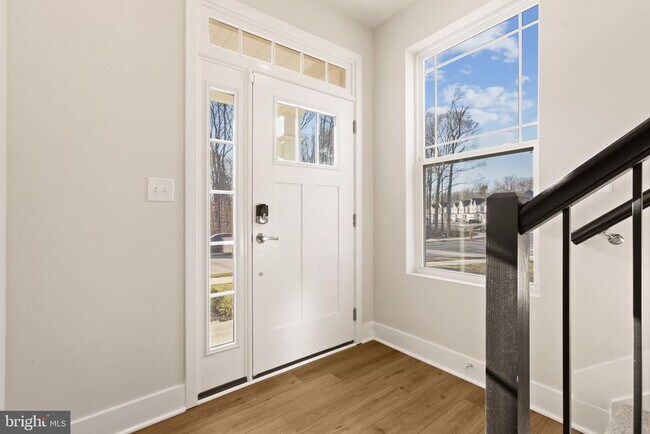 Building Photo - 508 Waters Lndg Dr
