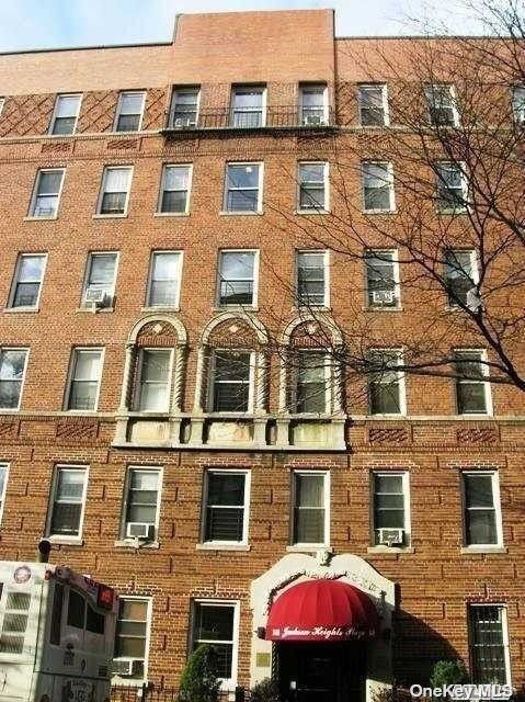 Primary Photo - 34-59-59 89th St