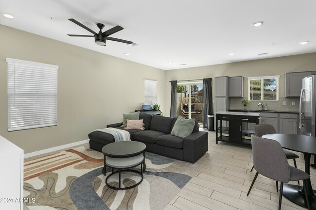 Foto del edificio - 8461 N 22nd Dr