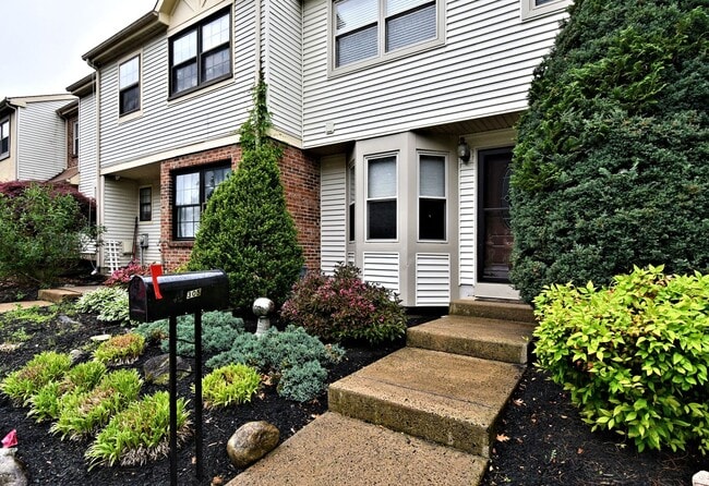 Building Photo - 3BR Townhome (Tapestry) with COUNCIL ROCK ...