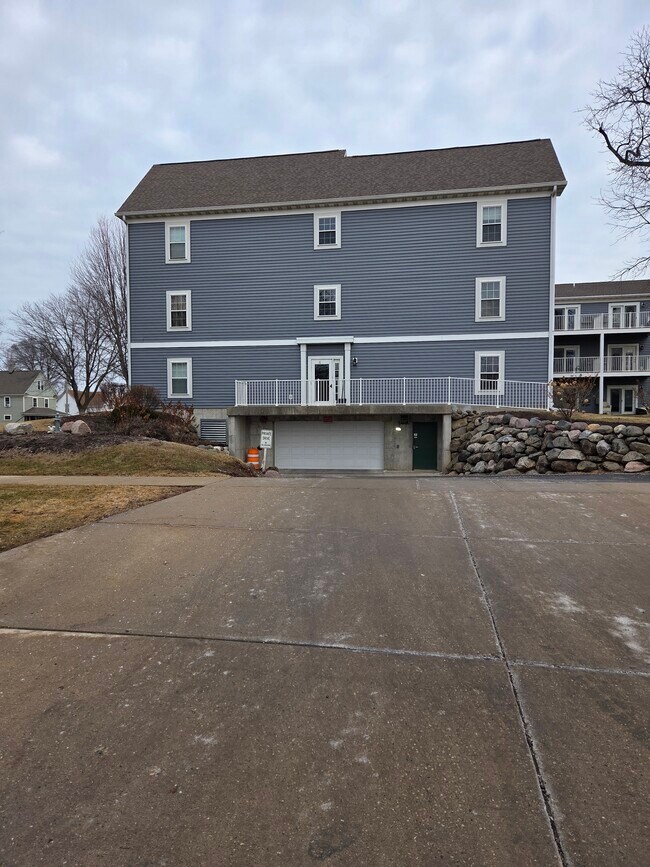 Foto del edificio - Parkside Village-Delavan
