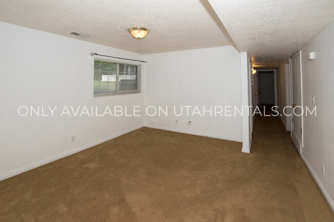 Building Photo - 1388 N 1300 W