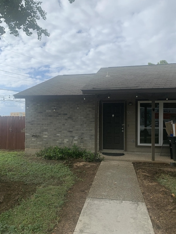 Building Photo - 5207 Gawain Dr
