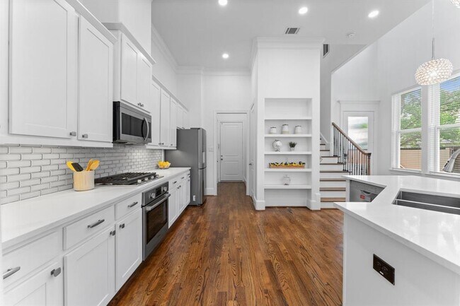 Foto del edificio - 1038 E 29th St