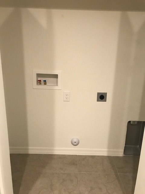 Foto del edificio - 3 bedroom 2 bath Home in Villas on Elm Contact Property Pros Property Managment 928-634-7710