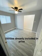 Building Photo - 10252 Vena Ave