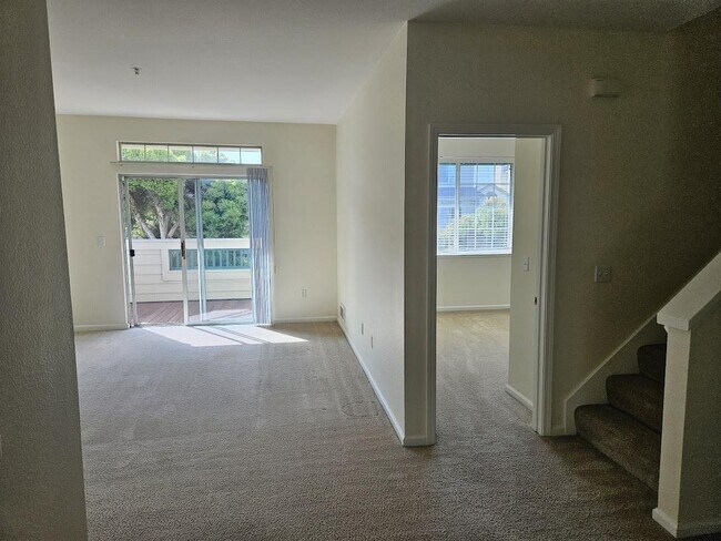 Foto del edificio - 2312 Hastings Shore Ln