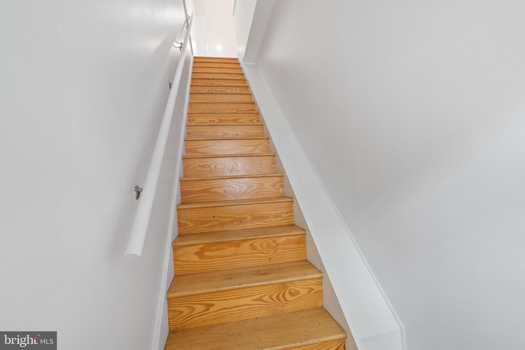 Primary Photo - 1215 N Hancock St