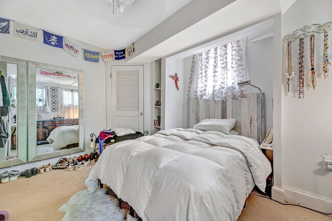 Foto del edificio - 2141 N St NW