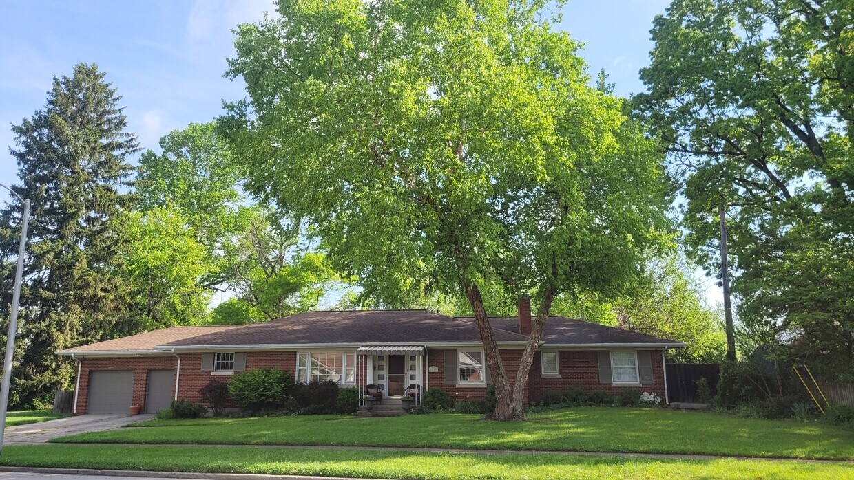 Primary Photo - 1611 Meadowthorpe Ave