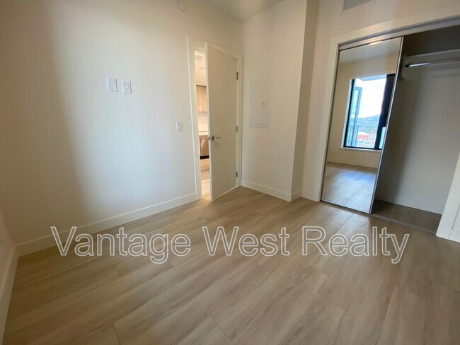 Photo du bâtiment - 3699-3699 Capozzi Rd