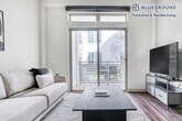 Foto principal - 422 W Riverside Dr
