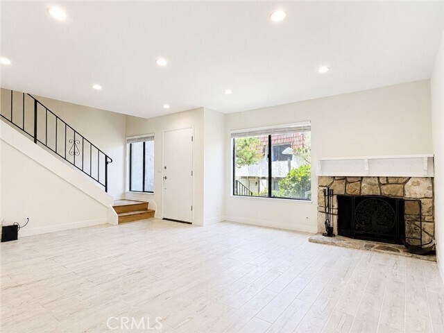 Foto del edificio - 27943 Ridgebrook Ct
