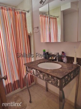 Foto del edificio - 2 br, 1 bath  - 64 Commonwealth Rd