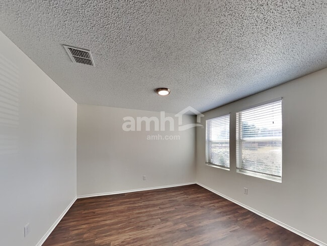 Building Photo - 14847 Canyon Ridge Dr