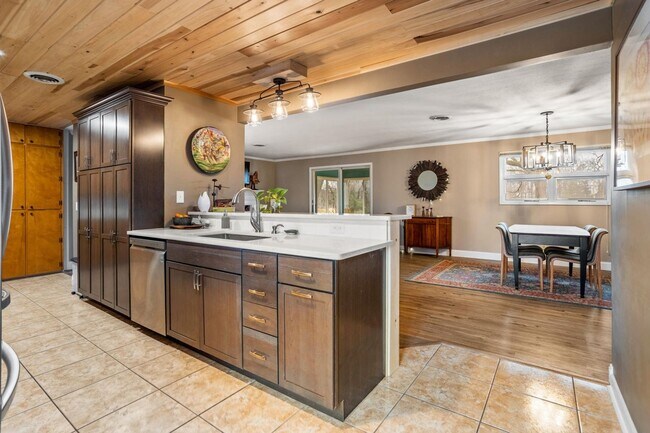 Foto del edificio - 3 Bedroom / 2.5 Bath Home ? Johnson City, TN