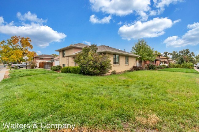 Building Photo - 4 br, 2 bath House - 6625 W 54th Pl