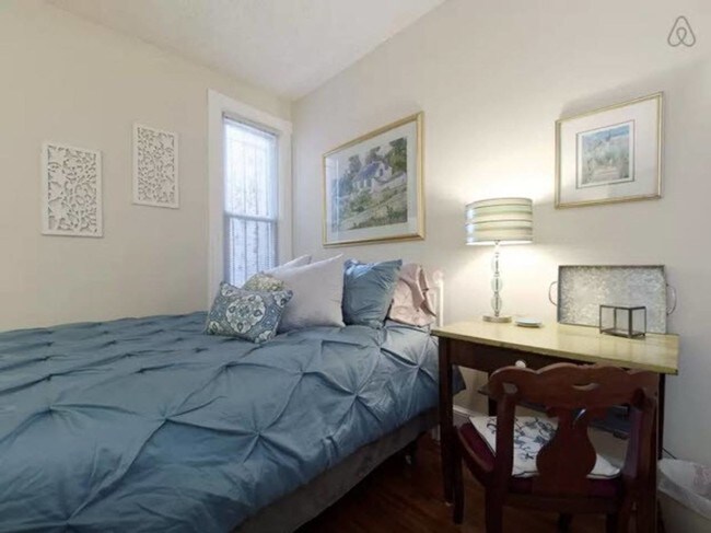 Foto del edificio - 634 14th St NE