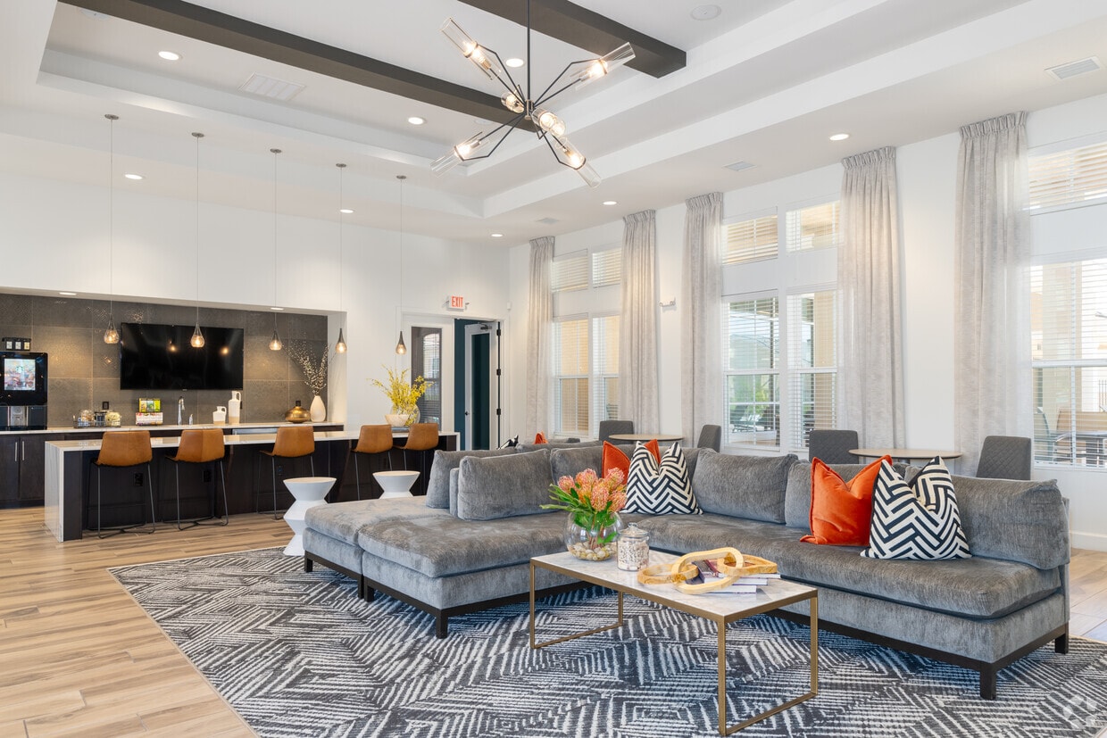 Foto principal - Ridgeline West