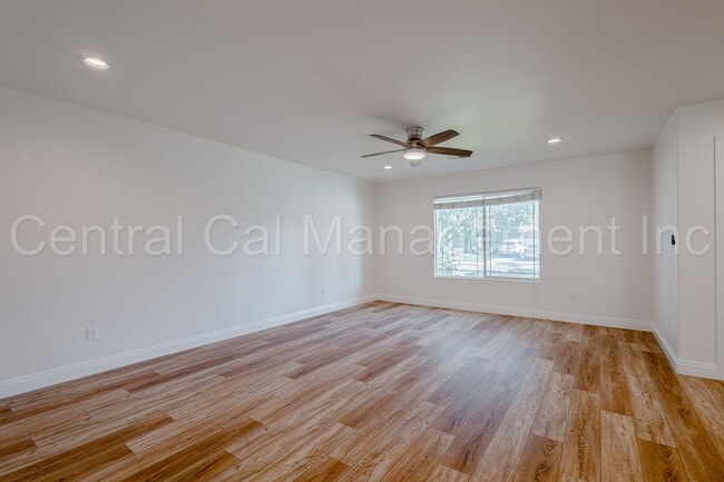 Building Photo - 4 Bedroom/2 Bath Home with Solar - $2695 p...