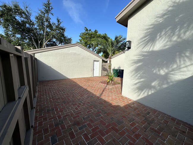 Building Photo - 11413 SW 110th Ln