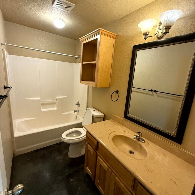 Foto del edificio - $500 Off 1st Full Month!* All Utilities In...