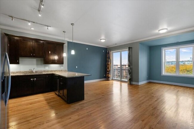 Foto del edificio - 2 bedroom in Chicago IL 60616